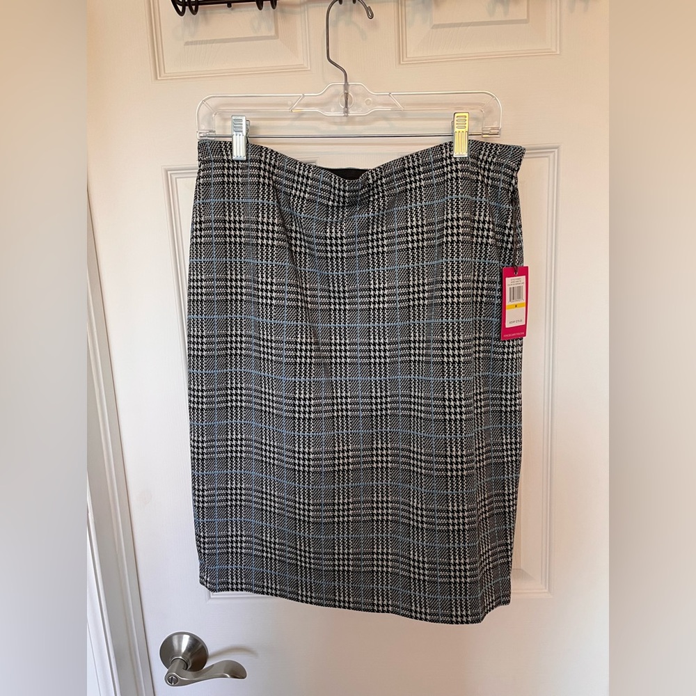 NWT Vince Camuto Houndstooth Pencil Skirt with Elastic Waistband, Size Medium